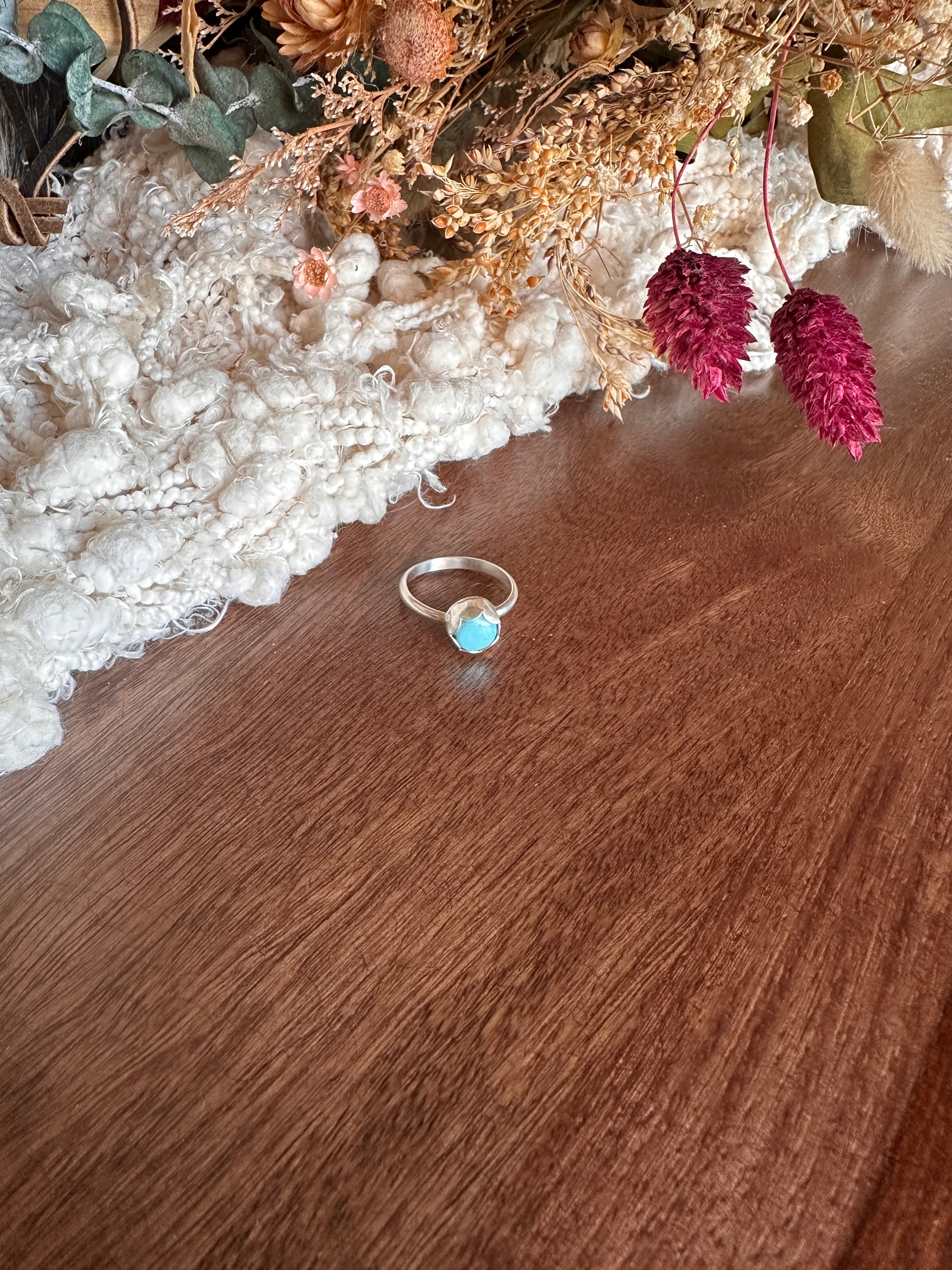 Simple Turquoises Ring